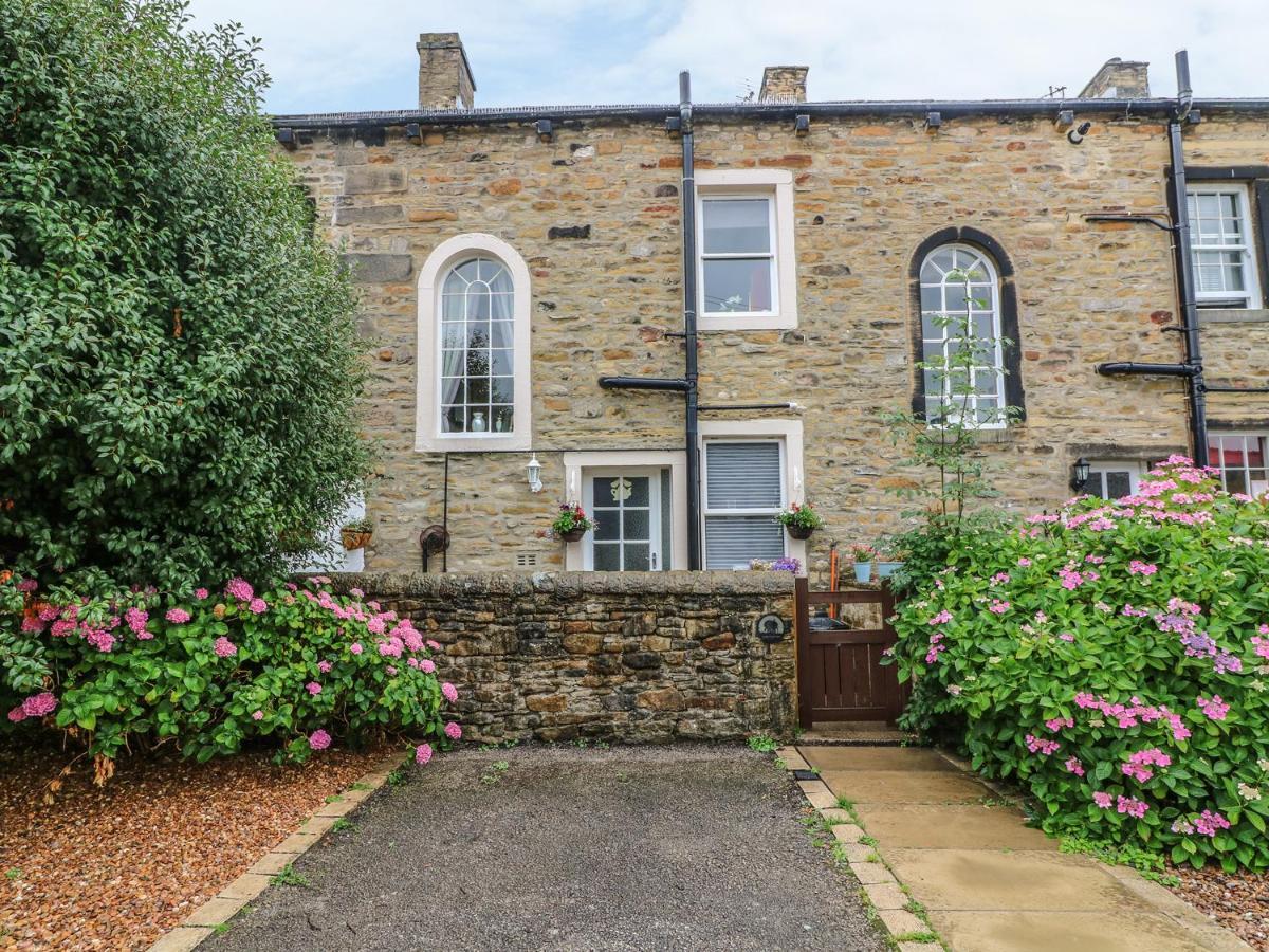 Daisy'S Holiday Cottage Skipton Bagian luar foto